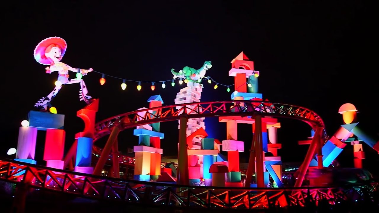 Toy Story Land Exclusive Night Time Look . Amazing Lighting and Audio  Disney's Hollywood studios