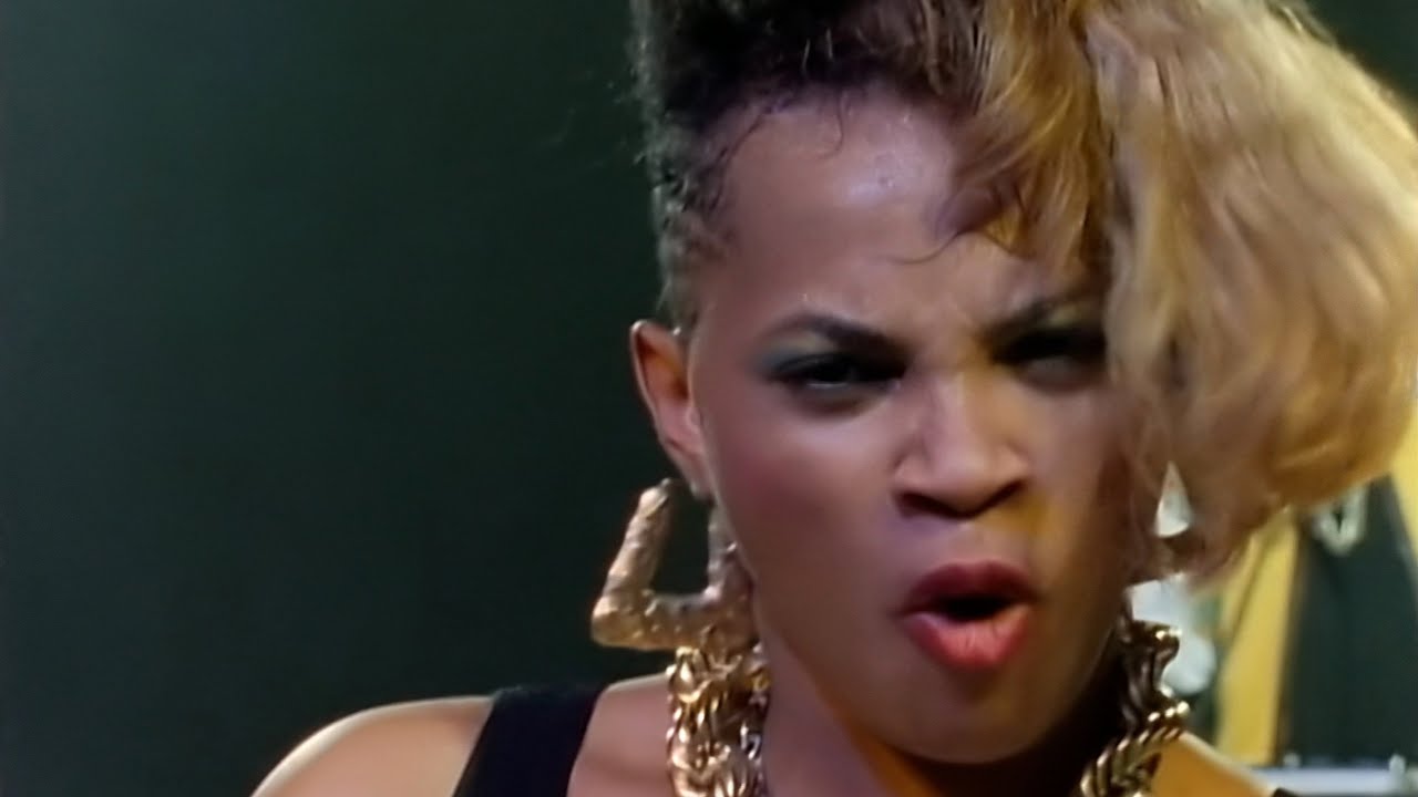 Pepa From Salt-N-Pepa Got Booted From Southwest Flight [VIDEO]