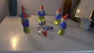 Match moving - Desk with gnomes