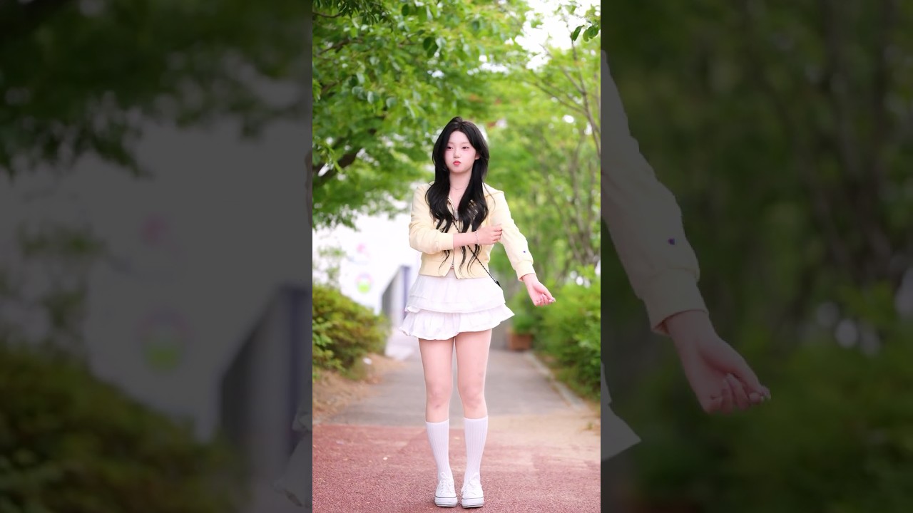범버카 운전고수 07년생 이예은(Lee Ye-eun[(李睿恩)]치어리더