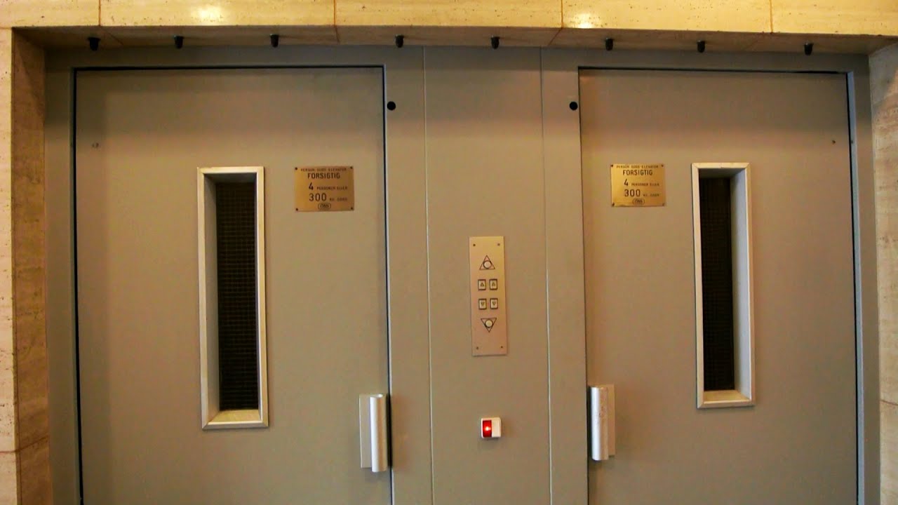 Original 1972 & 1973 Stahl traction elevators @ Bremerholm 4 & Nikolaj Plads 5, Copenhagen, Denmark