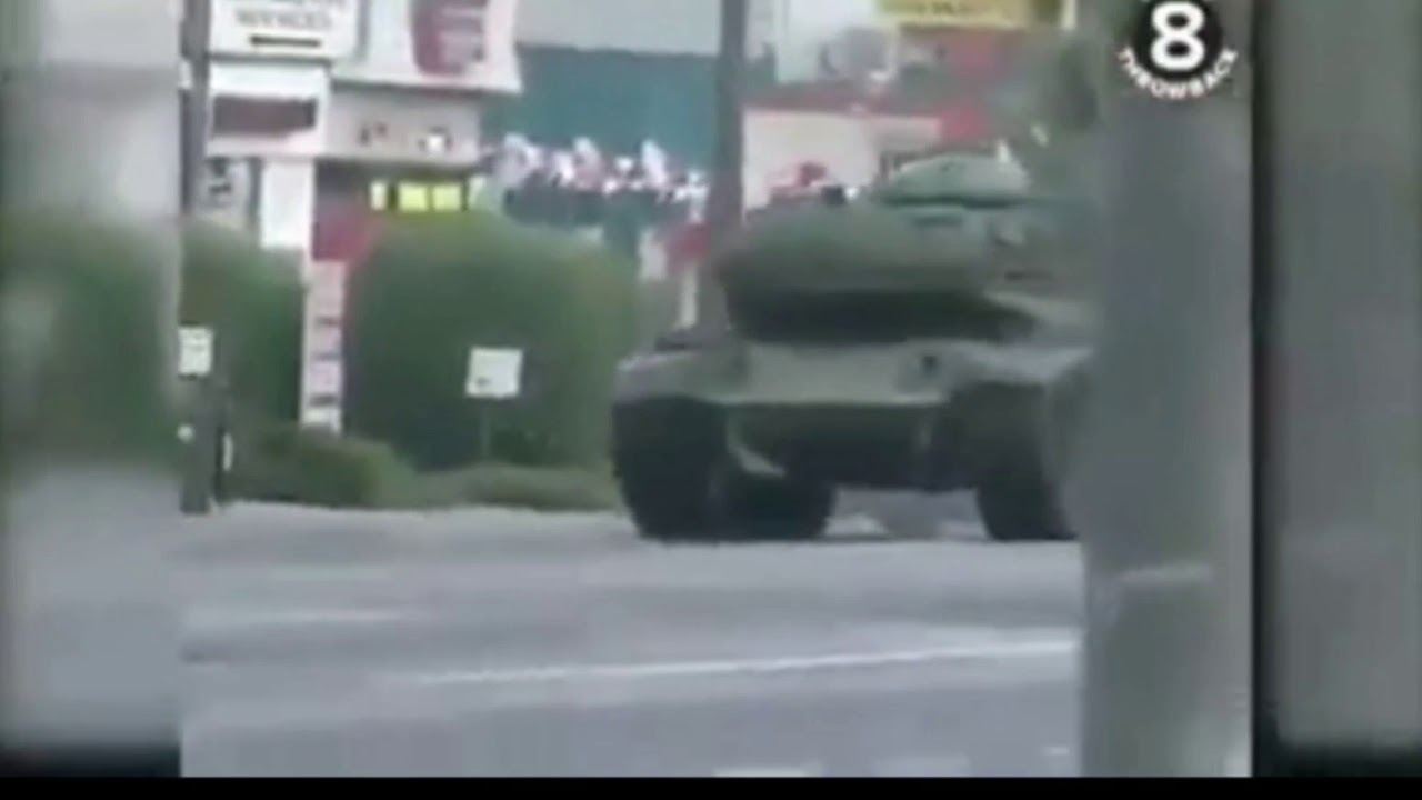 A US citizen stole a tank in the American demonstrations YouTube