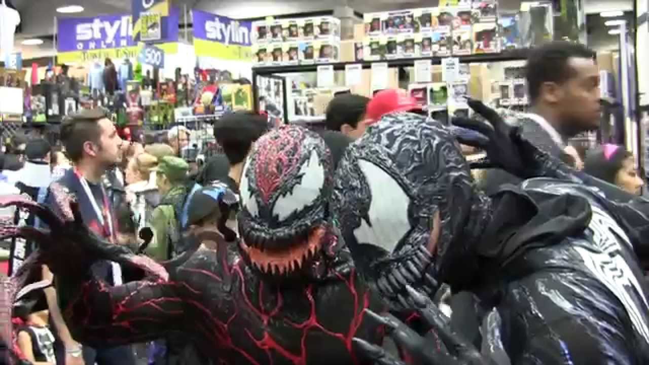 Conman Cosplay - San Diego Comic Con 2015 - Selfie Saturday