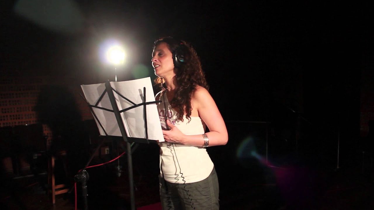 Viejo baldío / Gabriela Morgare / Julio Cobelli ESTACIÓN TANGO