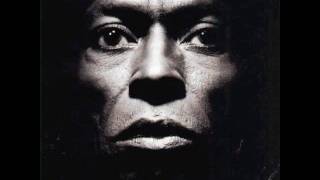 Miles Davis | Portia chords