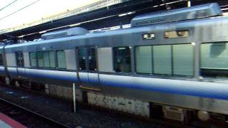 JR西日本225系5000番台E518+E519編成　入庫