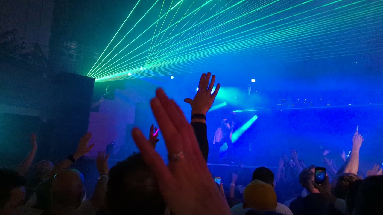 90's Baby - 4 Strings - Take Me Away - Live - Albert Hall Manchester