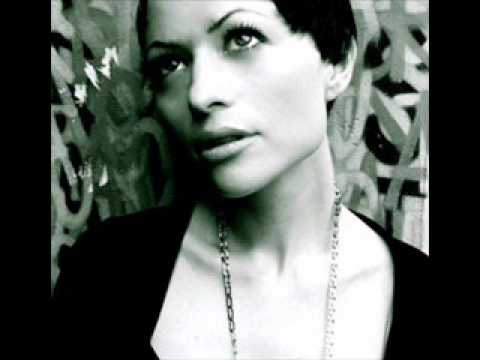 Malena Pérez — Malena Perez - Free To Fly