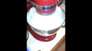 Homemade white chocolate cream cheese icing