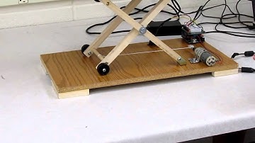 SDSM&T MECHATRONICS GROUP 15 FREE PROJECT