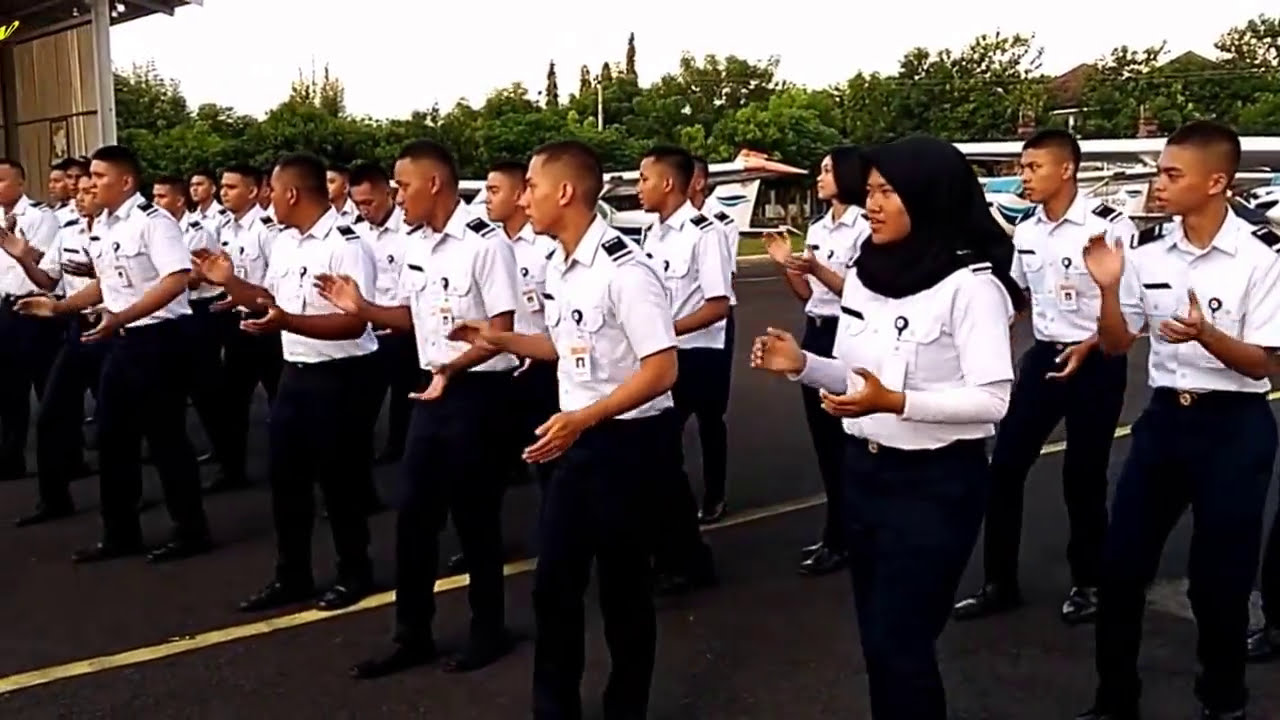 YELL-YELL SISWA BIFA BATCH 36