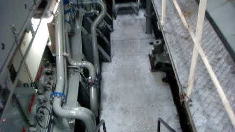 Mak engine on 8600kw fishing trawler