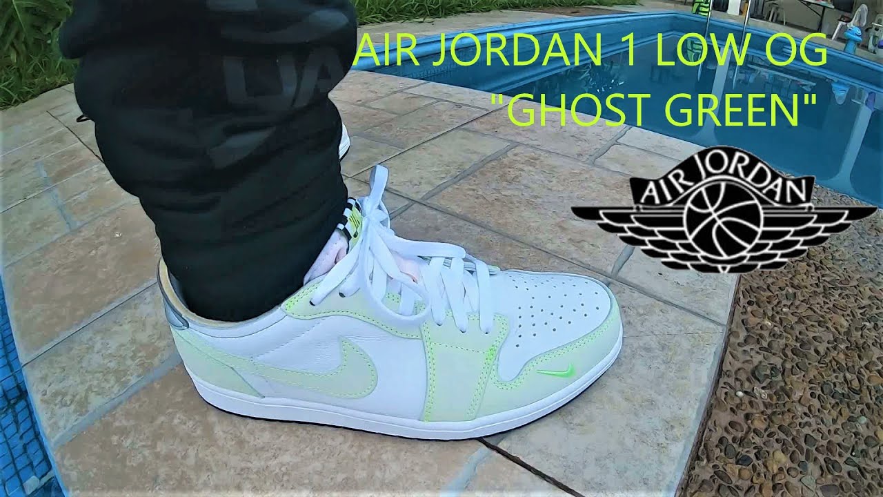 jordan 1 low ghost green on feet