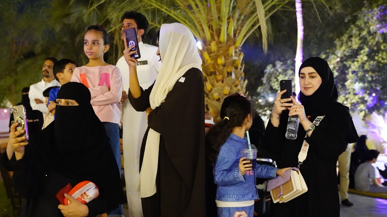 موسم الرياض 😍🤤المسير الاول رقص يمني في فعاليات الجالية اليمنية في حديقة السويدي00967774428775