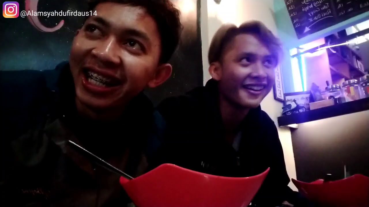 VLOGG JALAN JALAN SANTUYY PAKE BEAT EMBER SENDAL CAPIT !!!