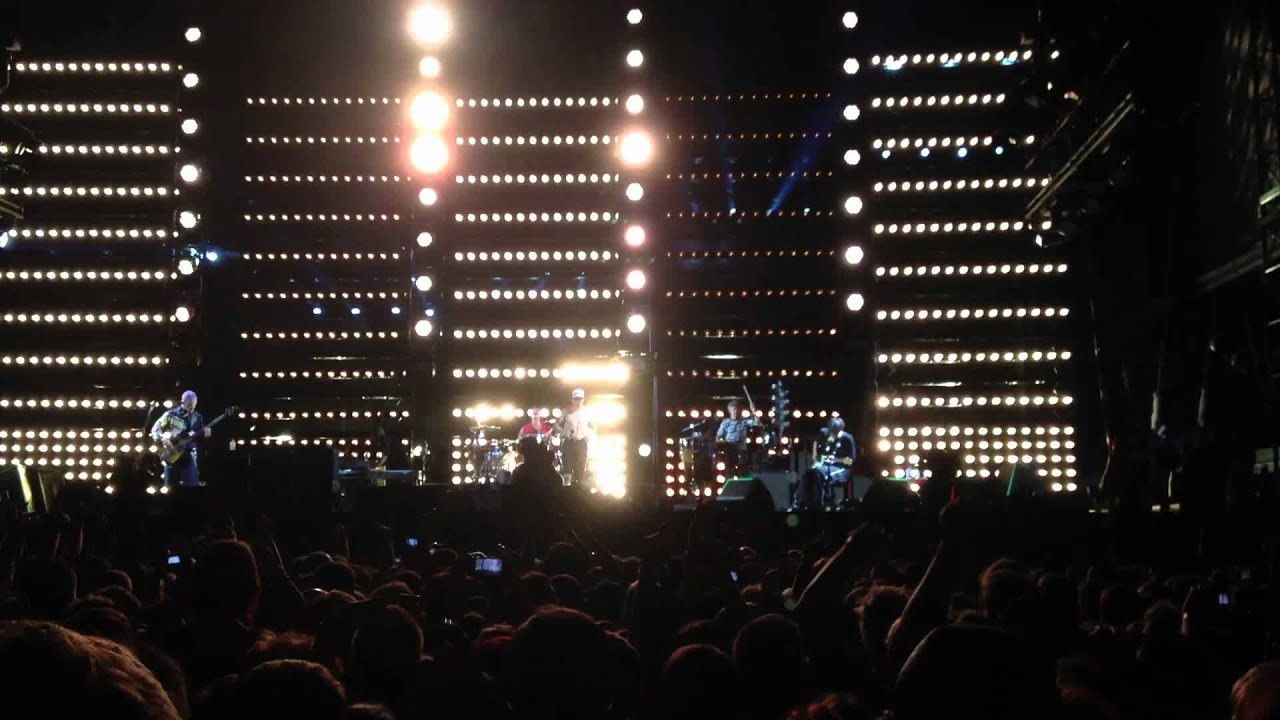 Red Hot Chili Peppers Higher Ground (Live in Prague 2012) YouTube