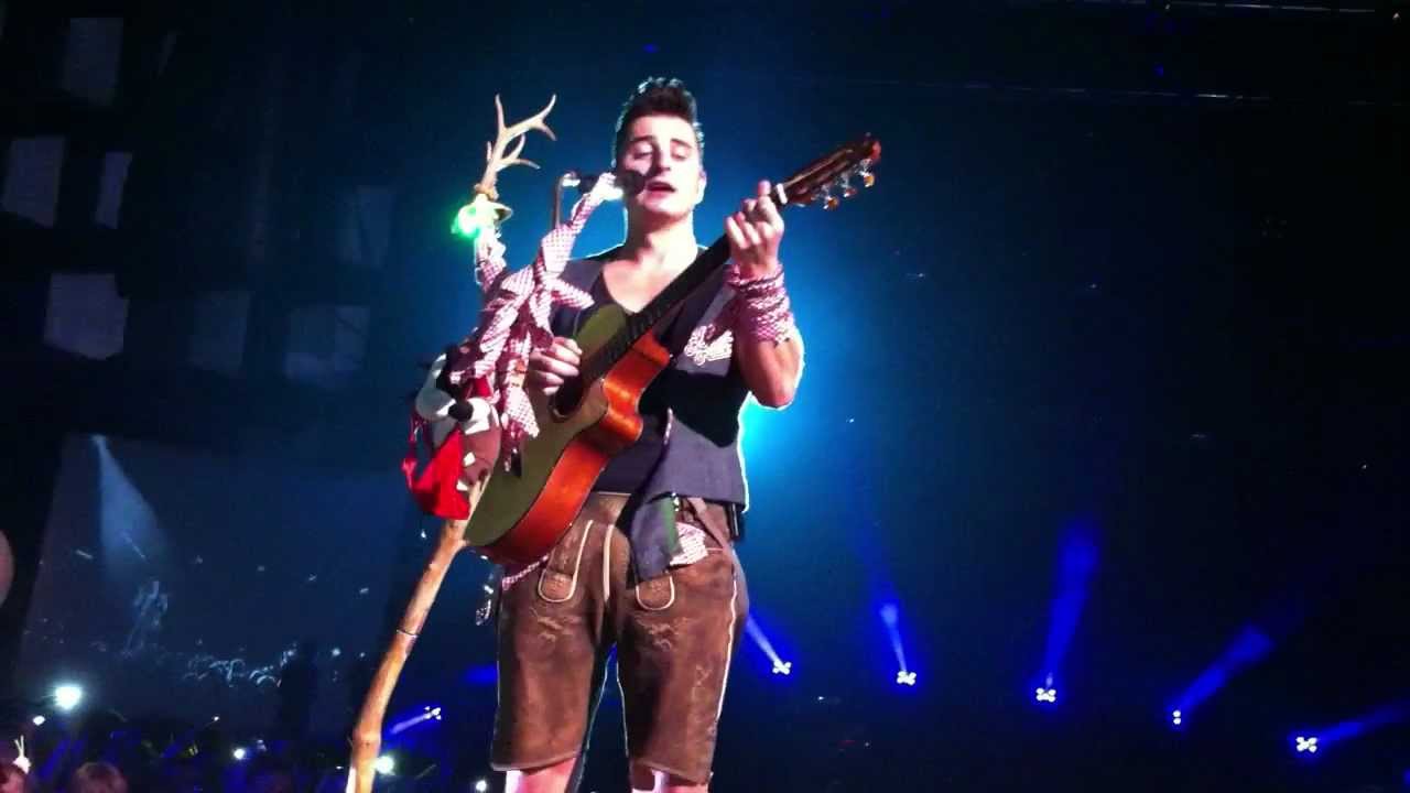 Andreas Gabalier "amoi seg ma uns wieder" Live @ Wiener Stadthalle 2012