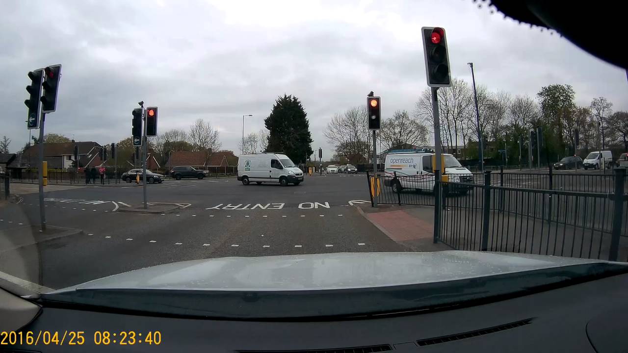 Catherington Traffic Lights & Priority Bus Lane