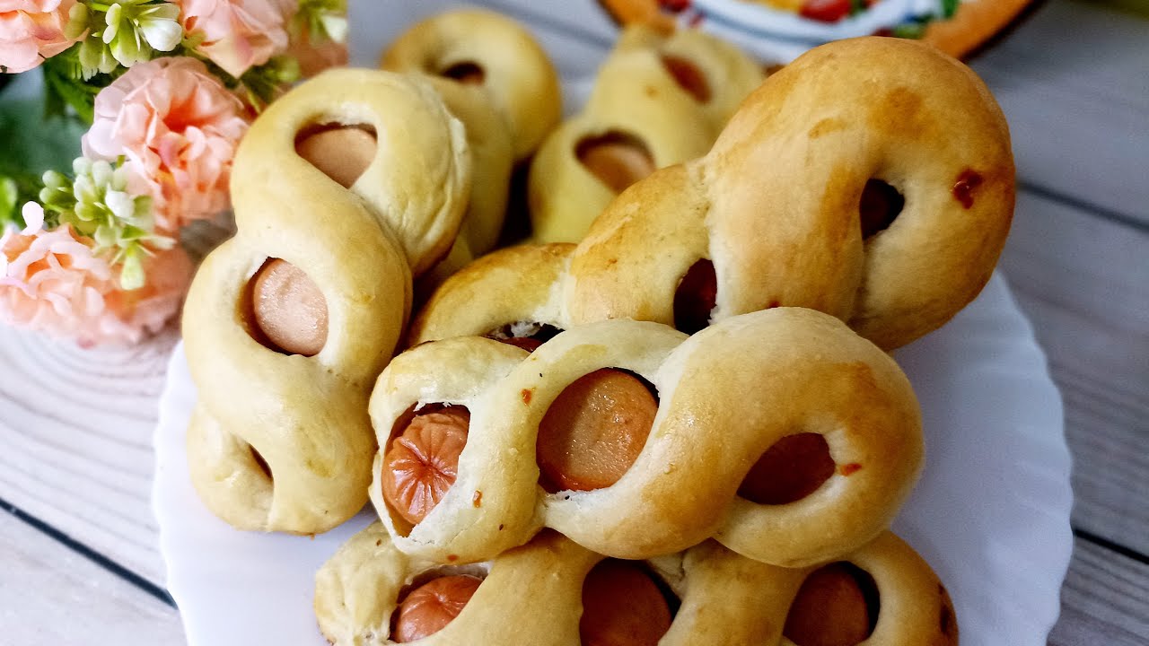 Кухня наизнанку сосиски. Сосиска в тесте. вкусные сосиски в тесте. вкусные сосиски.