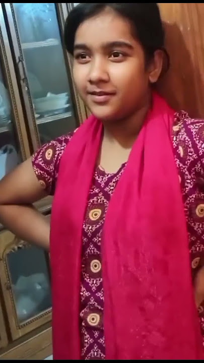 এই ড্রেসে পুরাই আ*গু*ন লাগছে #funny #hot #girl