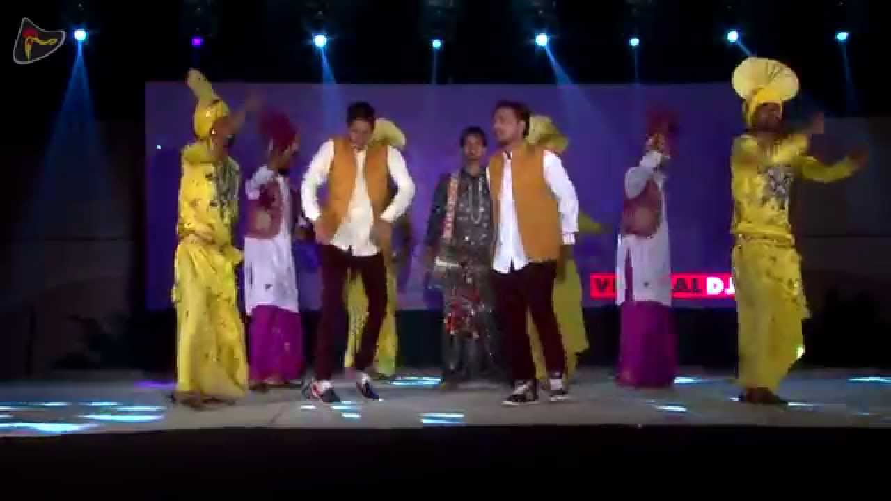 Daddeyan De Bol | Love - Manjot | Live Full Video Punjabi Song Performance 2014 - YouTube