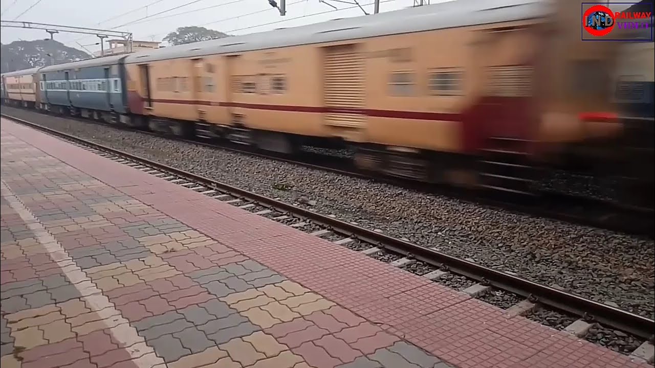 High speed perfect crossing trains 03422 Malda Town  Nabadwip dham covid19 specialfare express