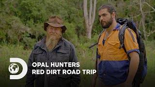 Sapphire River | Opal Hunters: Red Dirt Road Trip | Discovery Channel Southeast Asia
