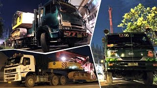 Fuso Self Loader Volvo UD Trucks Transporting Excavator And Drilling Rig