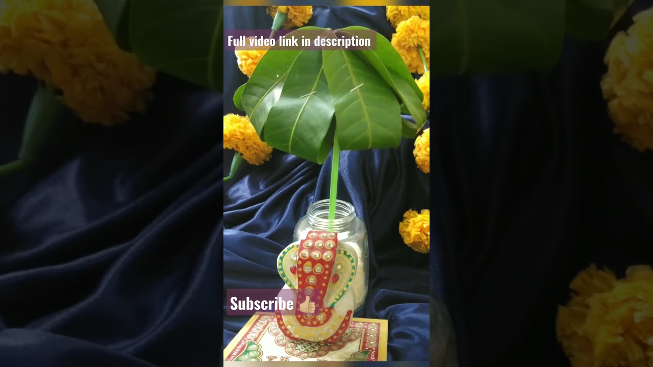 Ganesha umbrella with leaves