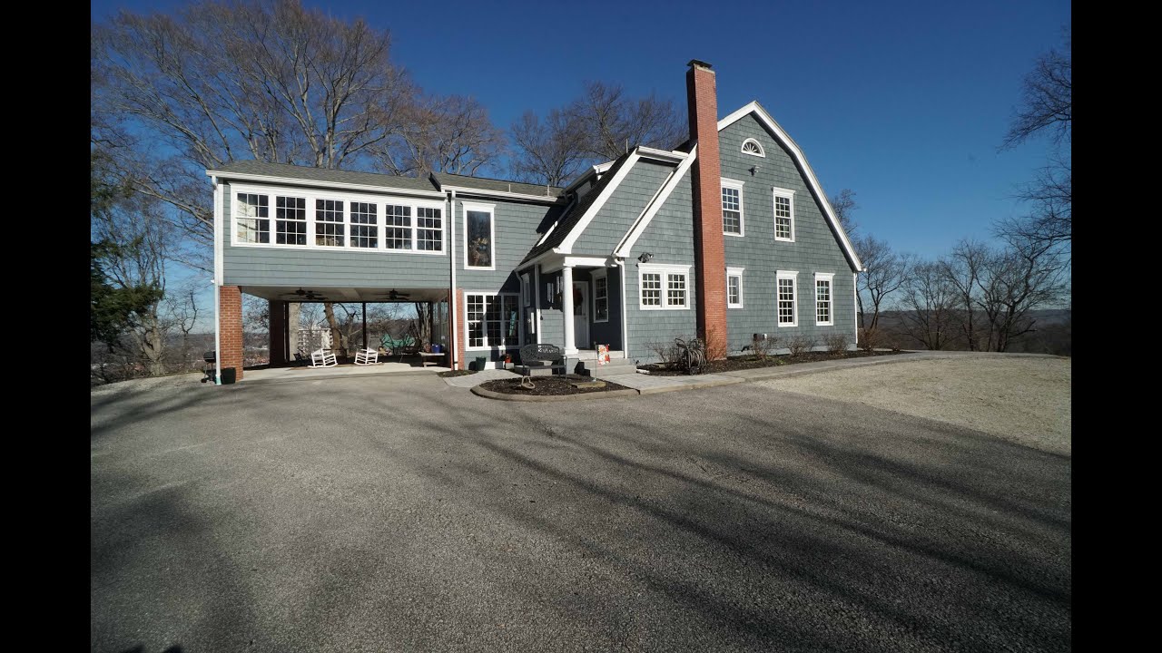 SOLD 1520 Chestnut Hill Dr. Ashland KY 41101 399,500 RE/MAX Real