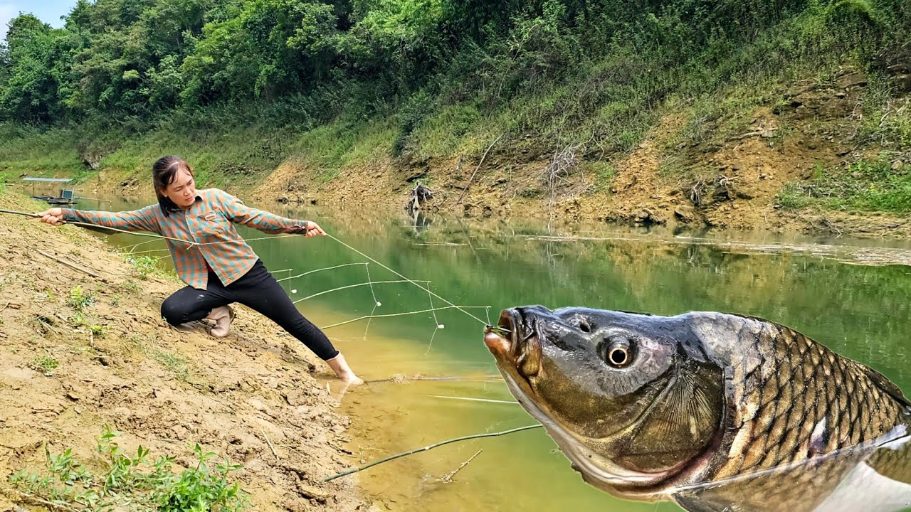Luyen's ancient fishing skills helped him catch a large school of fish to sell at the market.