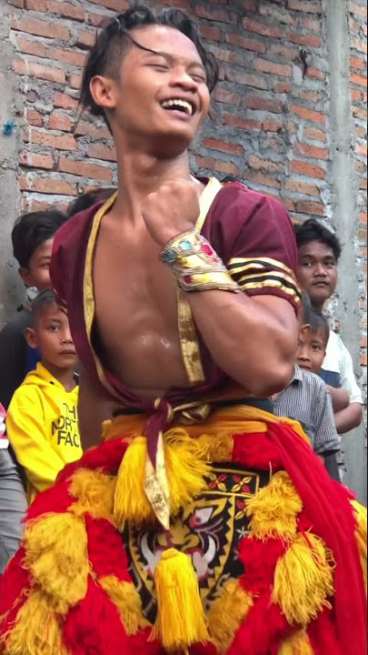 Goyang wasekkk ||singo makaryo live dempet DEMAK