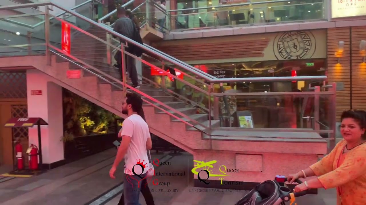 فلوق سايبر هاب جورجاون Cyberhub Guruguram