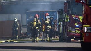14.05.24 Brand i industribygning på Sorøvej i Slagelse udviklede en del røg