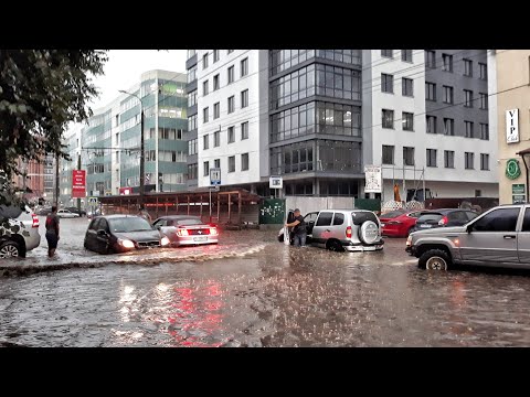 Затопленные улицы города