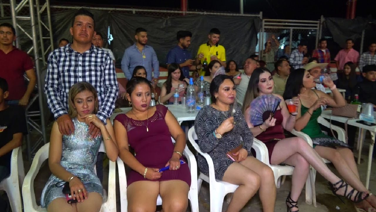 SABADITO lindo !! --Puras chicas guapas en el Baile 100% tierra caliente-Ajuchitlan del Progreso