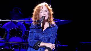 &#39;&#39;I Can&#39;t Make You Love Me&#39;&#39; - Bonnie Raitt - Mann Music Center -Philadelphia - September 13th, 2019