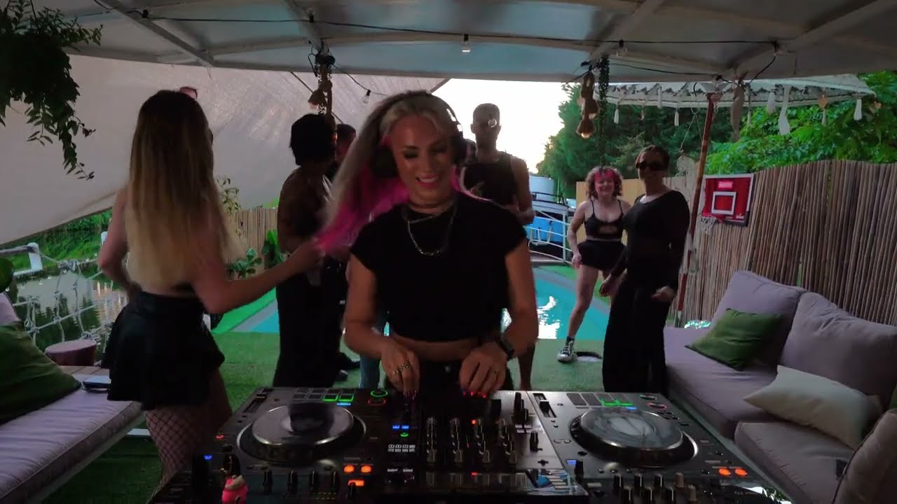 Helen Frey | Private Boat Party summer 2025