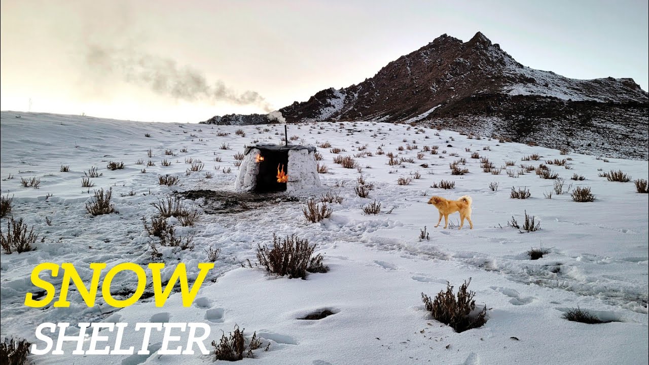 SNOW CAMPING :Building a cozy and warm snow shelter in the mountain ...