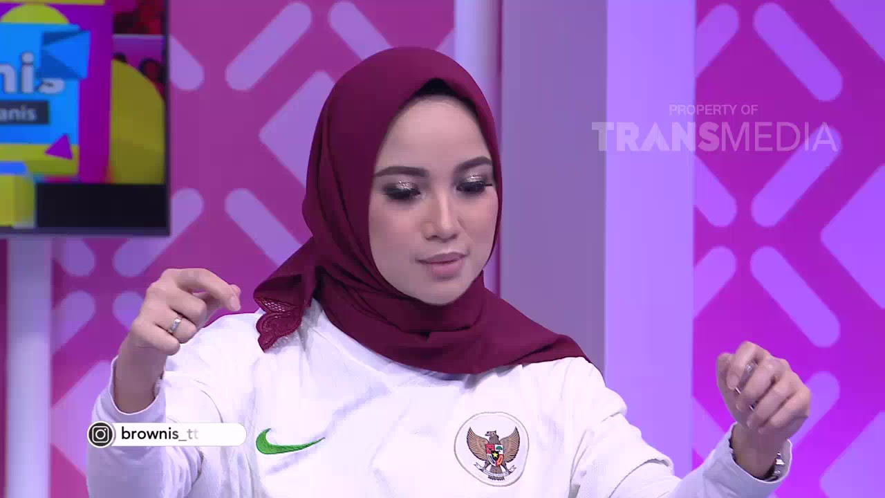 BROWNIS Tip Memakai Hijab Ala Ivan Gunawan 1 6 18 Part 4 YouTube