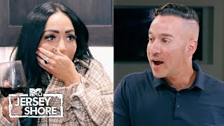 Mike Finds Out Angelina&#39;s Been Texting His Competition 👀 Jersey Shore: Family Vacation