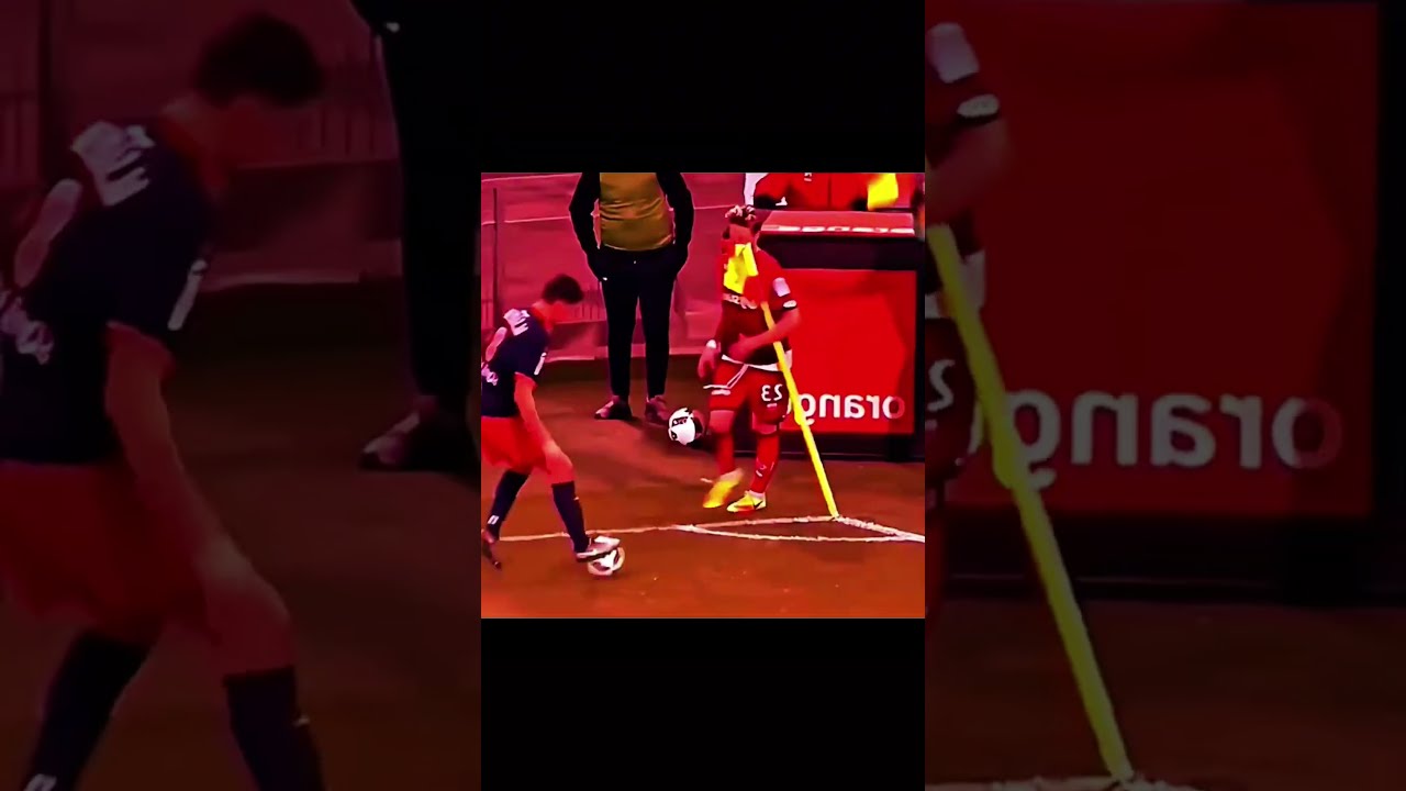 When Soccer Goes Wrong: The Funniest Wardrobe Fails on the Pitch 😂⚽