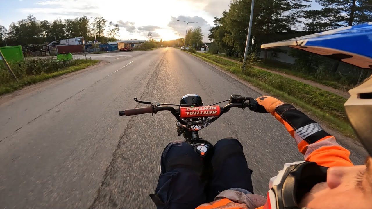 140Yx Monkey Keulaa (POLIISIT PYSÄYTTÄÄ)