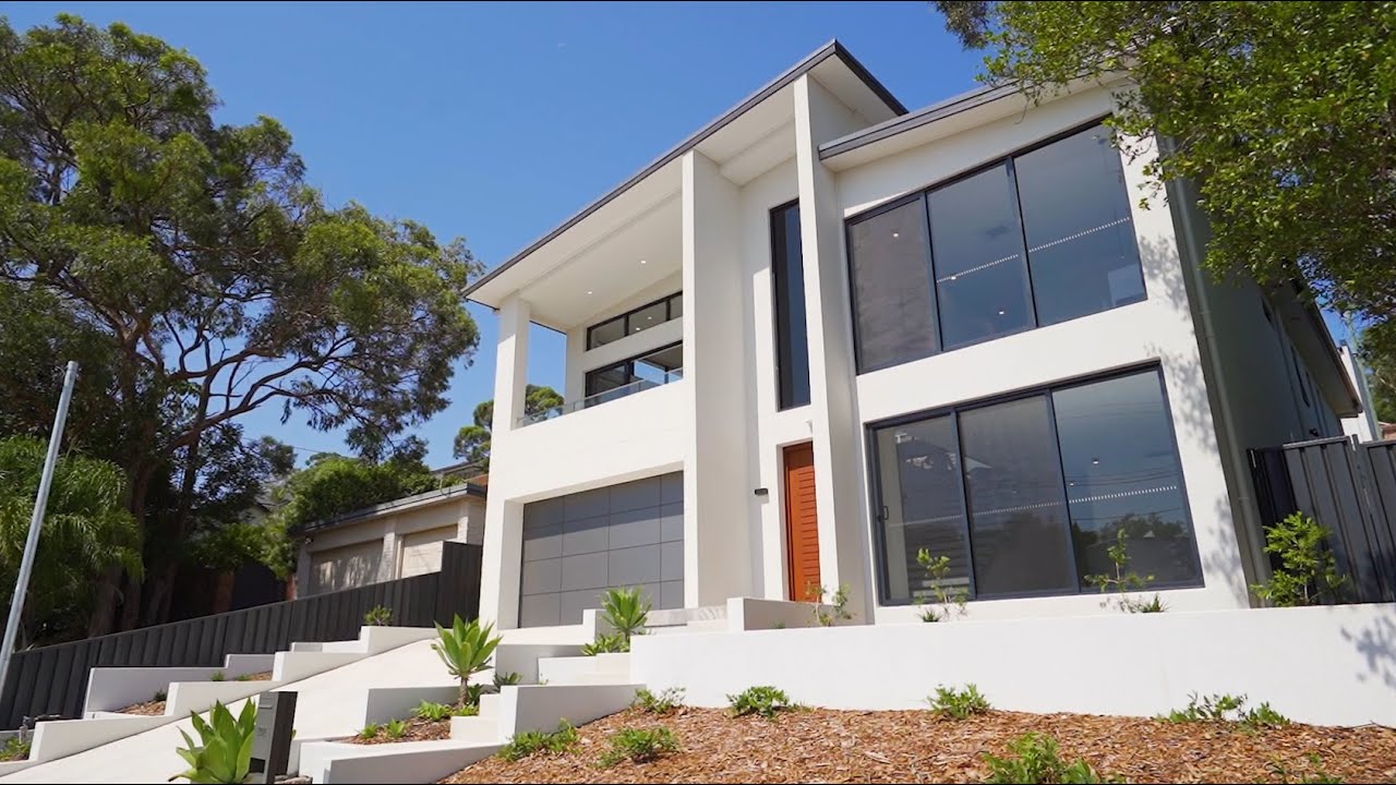 Sylvania, 202 The Esplanade