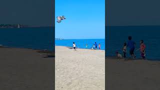 Ekspresi Anak Pantai