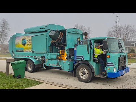Homewood Disposal 3008: Autocar ACX Labrie Expert Helping Hand Garbage Truck in the Fog