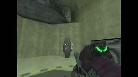 Crouch jumping at its finest  #halo #halomcc #halomemes #haloinfinite #haloce #halo2 #halo3 #xbox