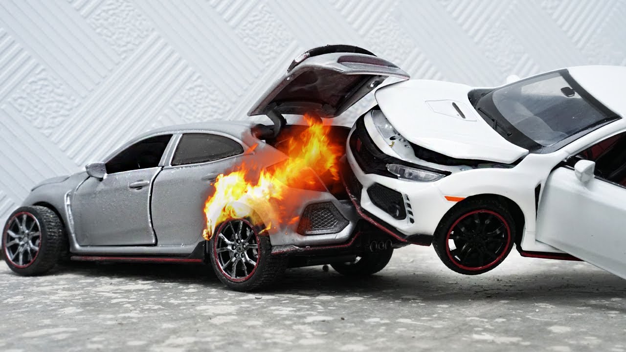 Cars Destruction in Slow Motion - Honda Civic Crash Test - YouTube