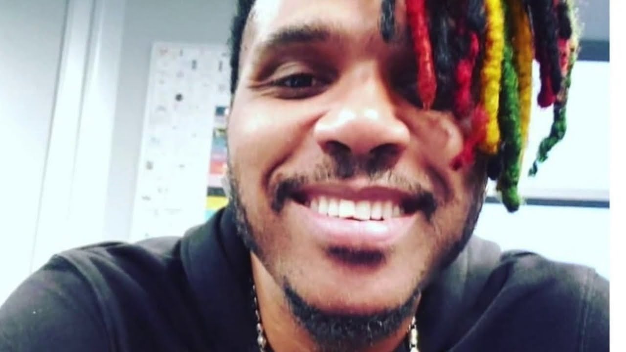 In The Mean Time - Radio Show | Season 1 | Episode 15 | E-male | CurlyLoxx