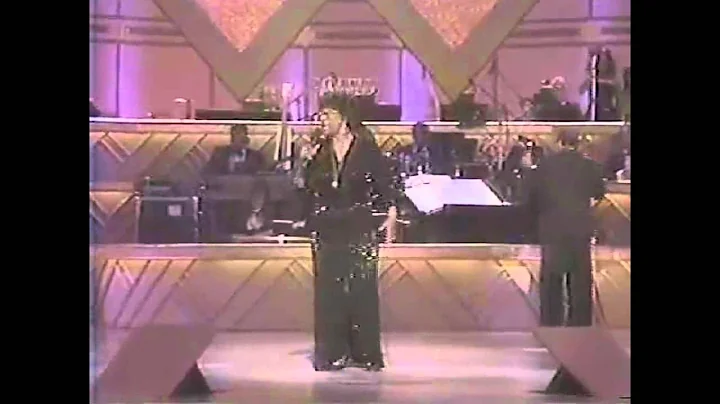 Ella Fitzgerald & Quincy Jones performing at Sammy Davis Jr.’s 60th Anniversary Celebration in 1990